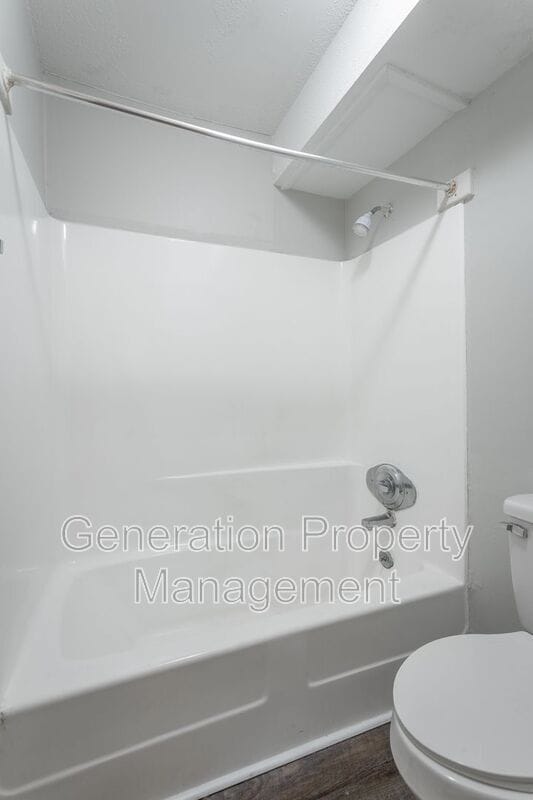 Building Photo - 113 Goodson Ave