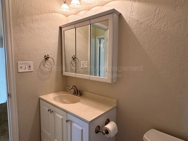 Building Photo - 1244 S Reed St