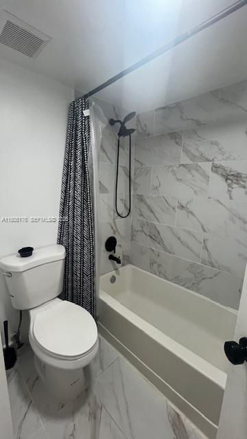 Building Photo - 2881 N Oakland Forest Dr