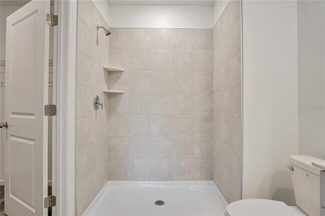 Building Photo - 668 Sand Pne Ln