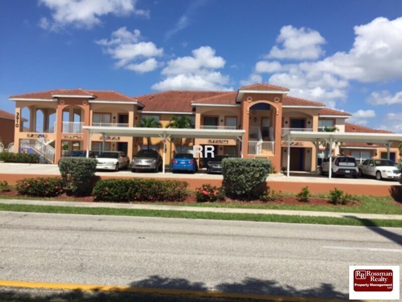 Building Photo - Santa Barbara Villas