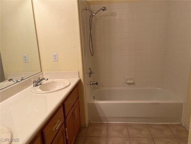 Building Photo - 8640 Castle Hill Ave