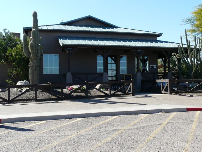 Building Photo - 30603 N Desert Star Dr