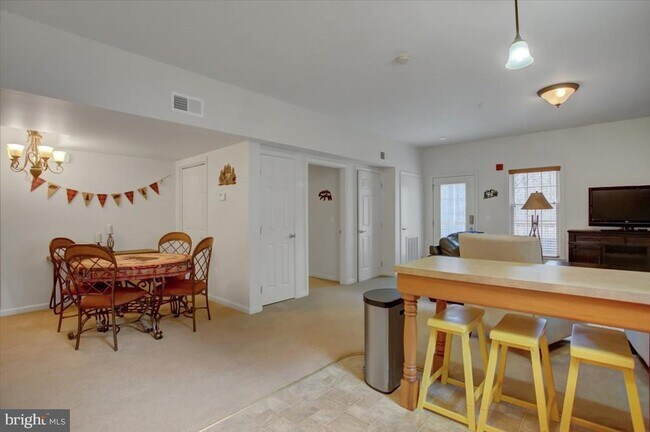 Building Photo - 14200 Northern Lights Drive