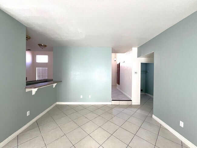 Building Photo - Spacious 4-Bedroom Home with Large Backyard in Moreno Valley
