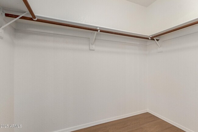 Building Photo - 9285 E Sutton Dr