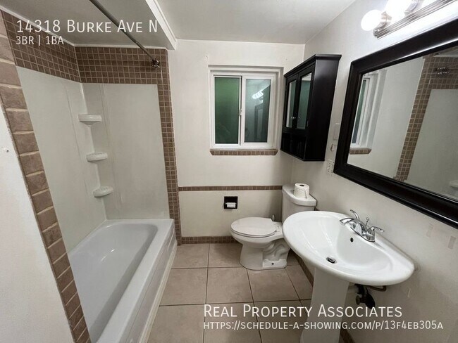 Building Photo - 14318 Burke Ave N