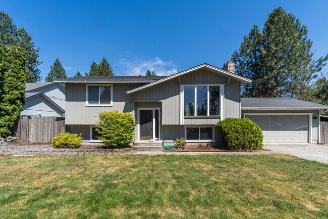 Building Photo - Gorgeous Single Family Home in Spokane's S...
