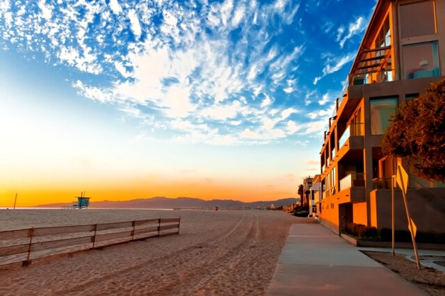 Building Photo - Marina Peninsula Apartments