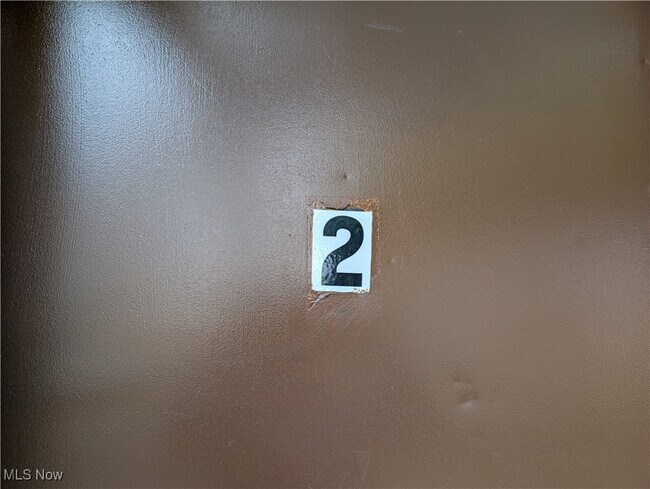 Building Photo - 595 Dayton St