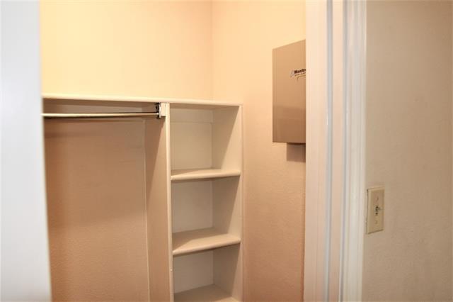 Building Photo - 339 Aspenway Dr