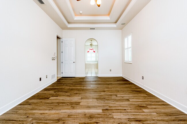 Building Photo - 4 Archangel Cir