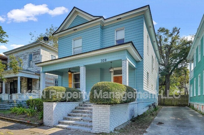 Building Photo - 309 W 33rd St