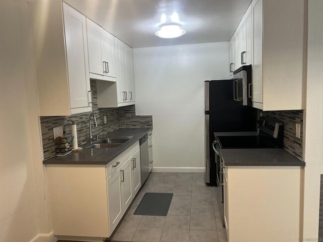 Building Photo - 3761 Boundary St