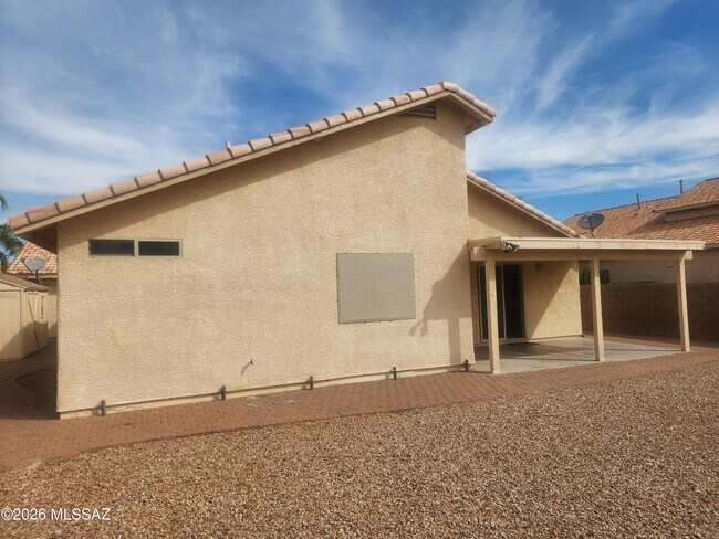 Building Photo - 7649 S Freshwater Pearl Dr