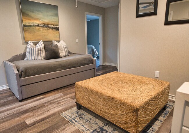 Building Photo - 1288 County Rd 297