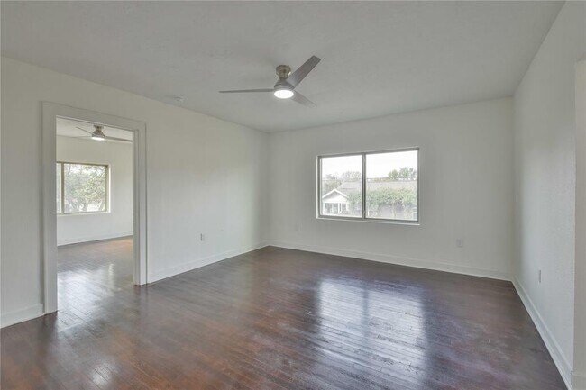 Building Photo - 4203 Rusk St