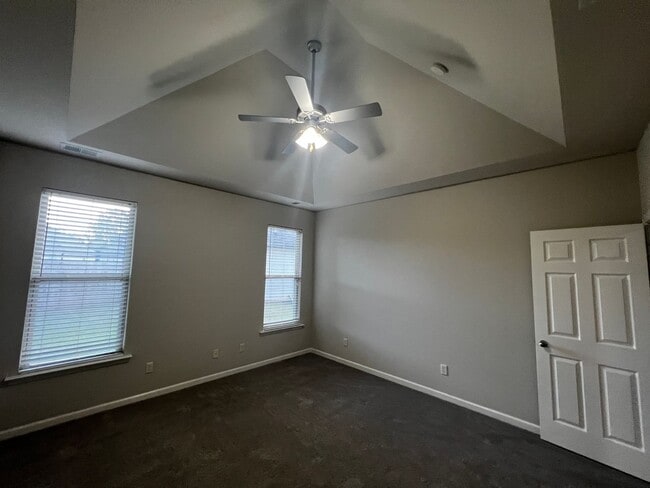 Building Photo - Coming Soon- Available August 3, 2025. Moody’s Avalon Subdivision 3 BR / 2  Bath