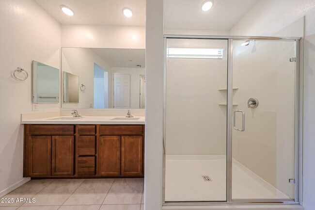 Building Photo - 28562 N 133rd Ln