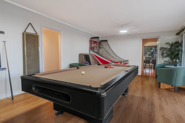 Building Photo - 5008 Onstad St