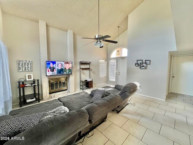 Building Photo - 3946 W Camino Del Rio
