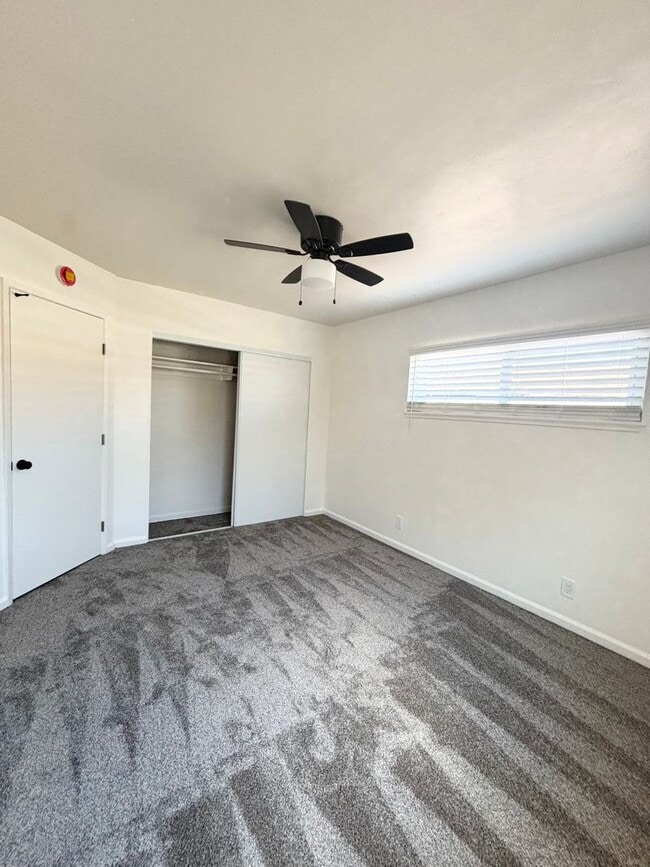 Building Photo - Beautiful 3 Bedroom on the Southside!
