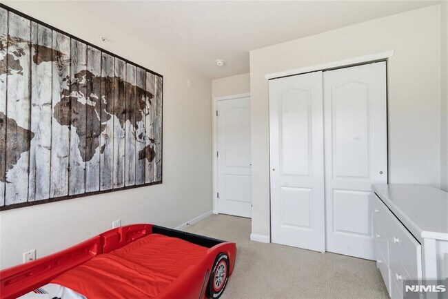 Building Photo - 56 Wesmont Drive