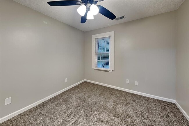 Building Photo - 4241 Glenforest Way