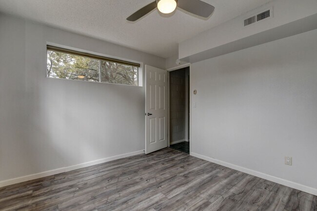 Building Photo - Beautiful Home for Rent in Prescott!