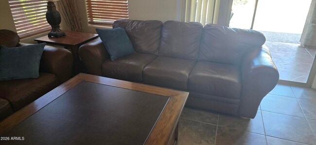 Building Photo - 9163 W Davis Rd