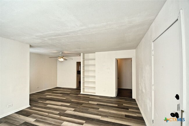 Building Photo - 730 Roosevelt St