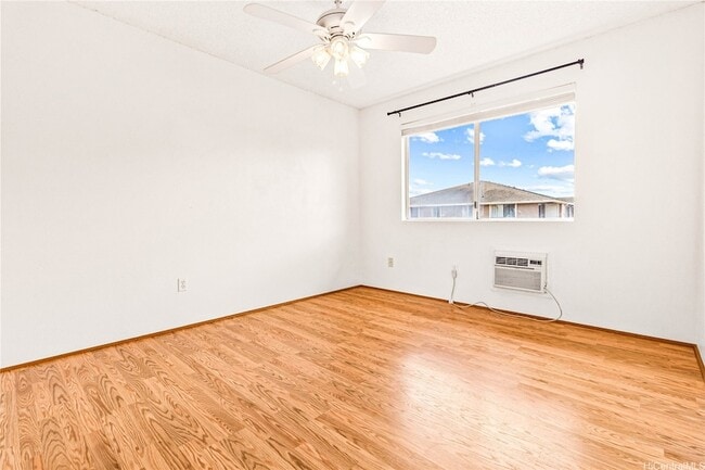 Building Photo - 91-1037 Laulauna Street Unit 6