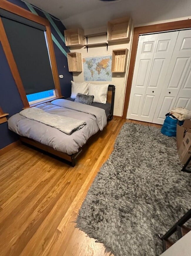 Building Photo - Beautifully renovated 1892 Buckman Bungalow with Hardwoods, Fenced Yard, A/C