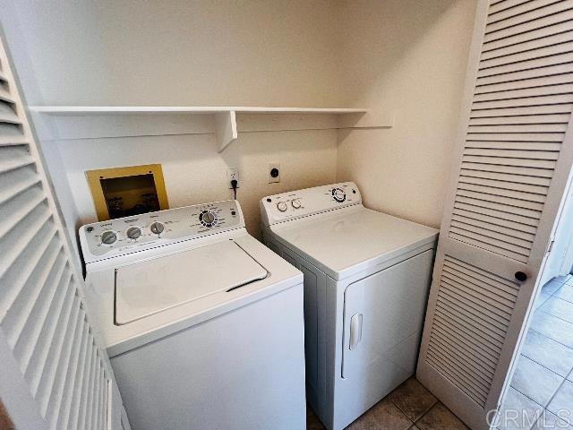 Building Photo - 2834 Hillsboro Ct