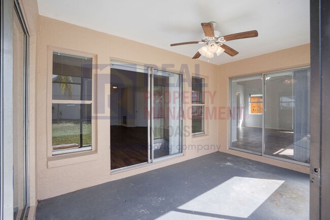 Building Photo - Lovely 3 Bed 2 Bath in Bradenton available...