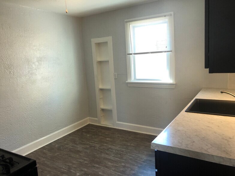 Building Photo - 669 Englewood Avenue