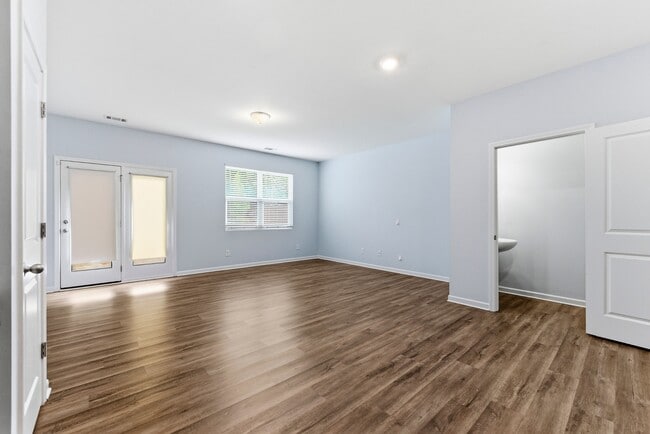 Building Photo - 3068 Tarian Way