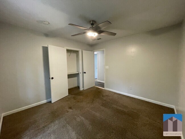 Building Photo - 1086 Riva Ridge Dr