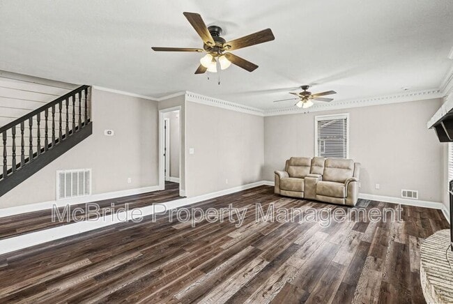 Building Photo - 1304 Dominica Dr