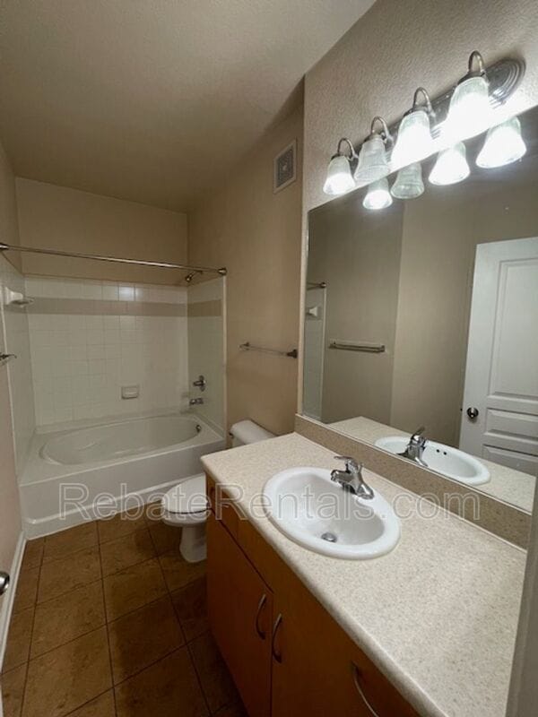 Building Photo - 8290 Gate Pkwy W