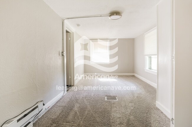 Building Photo - 1606 E 72nd St