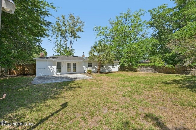Building Photo - 8032 Lourdes Dr S