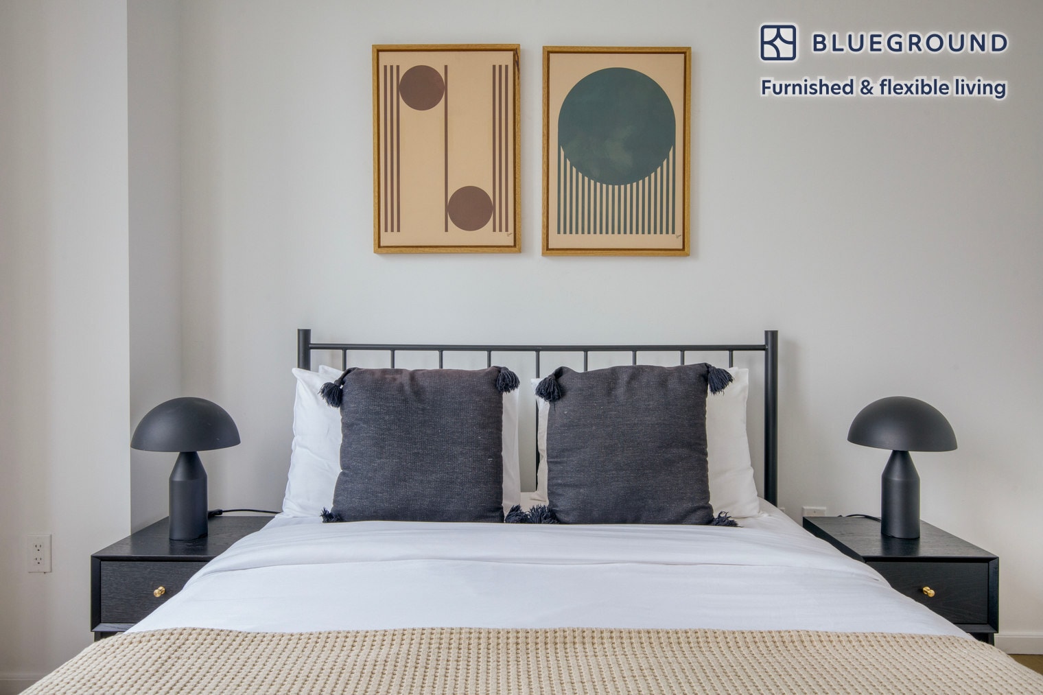 Building Photo - 635 W 42nd St