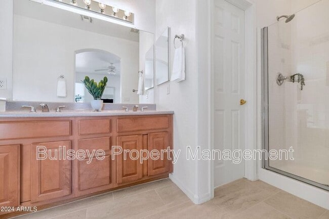 Building Photo - 3541 W Marconi Ave