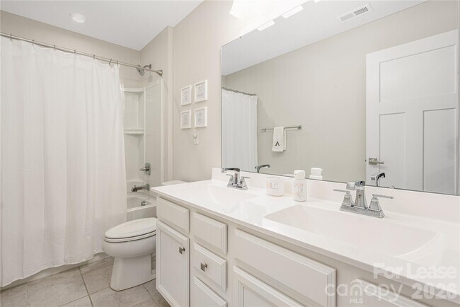 Building Photo - 1636 Tundra Ln