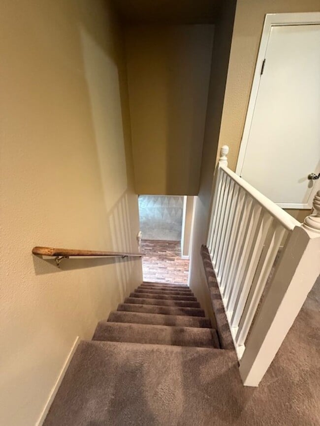 Building Photo - OPEN HOUSE this Wednesday 5pm-6:30pm - Private Redwood Setting | 4BR Home with Family Room, Bar &...