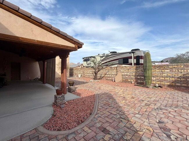 Building Photo - 14341 E 54th St