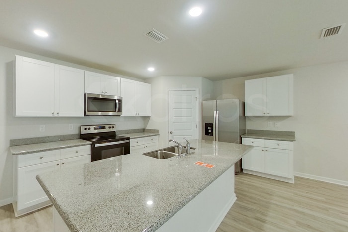 Building Photo - 4682 Malay Cir