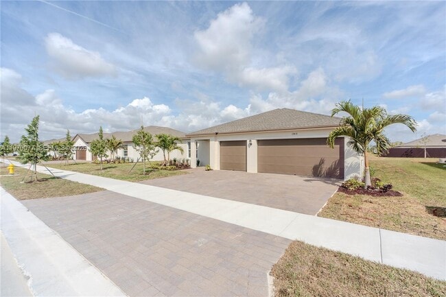 Building Photo - 17431 SW 286th St