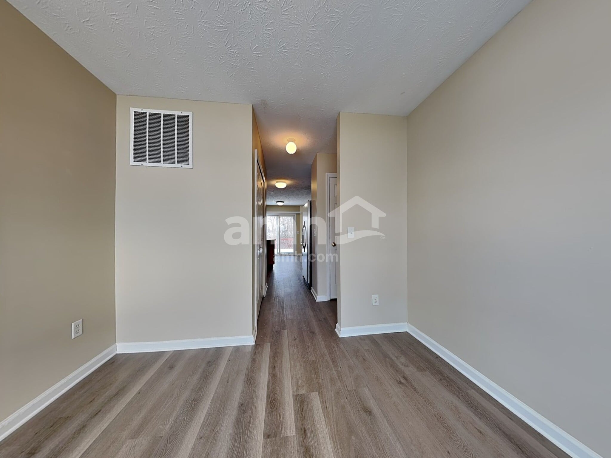 Building Photo - 10024 Oriole Ct